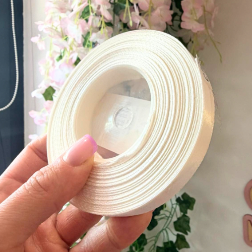 Biała wstążeczka .png